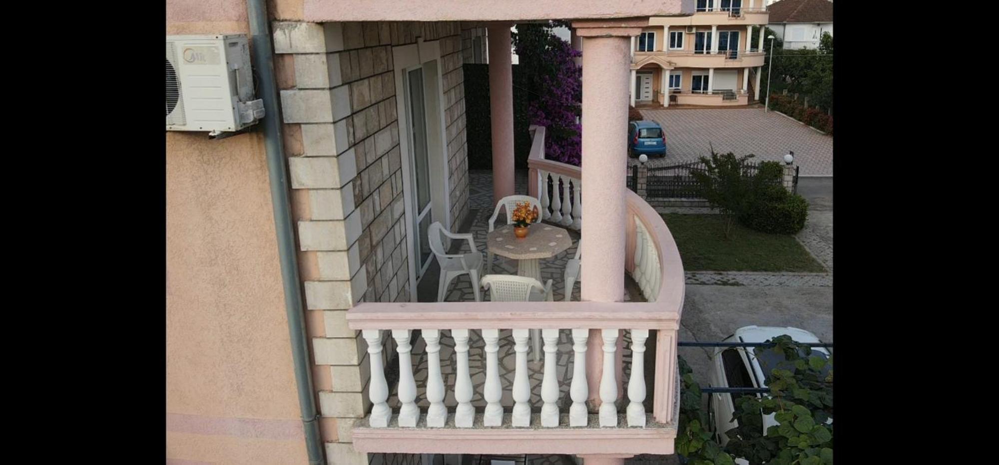 Kurt Apartaments อุลซิน ภายนอก รูปภาพ